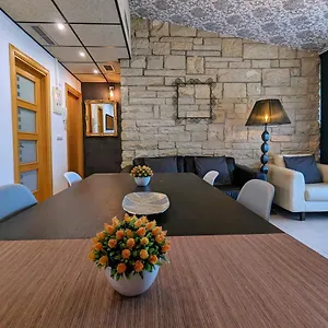 Dalt Apartment