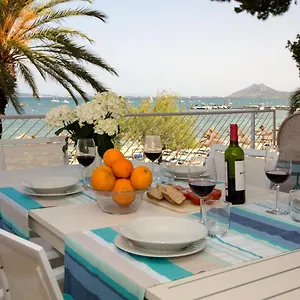 https://can-ventet-first-line-beach.balearic-islands.net